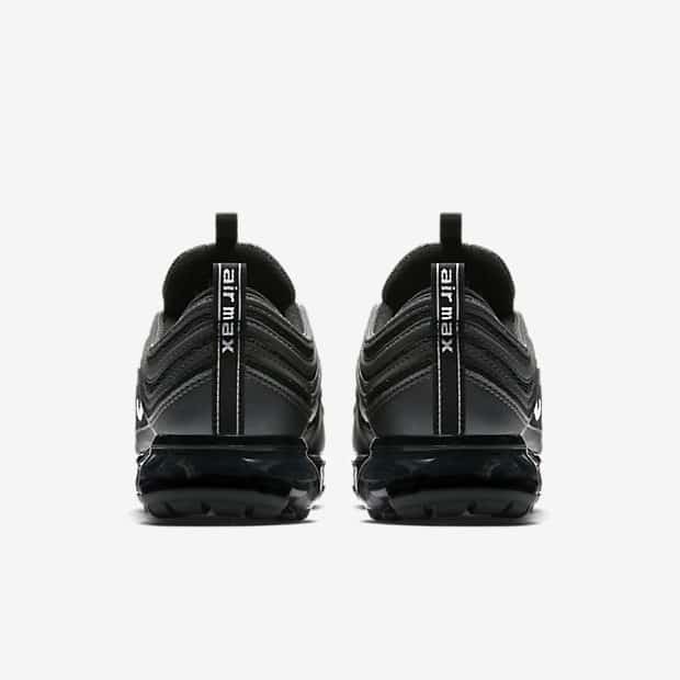 Black vapormax 97 online